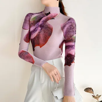 Design ženska donja košulja Miyake, proljeće-ljeto nova облегающая univerzalni t-shirt u nabor s visokim воротом, univerzalni odijevanje