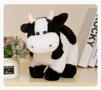 slatka pliš igračku krava visoke kvalitete prekrasan crtić krava lutka poklon od oko 30 cm